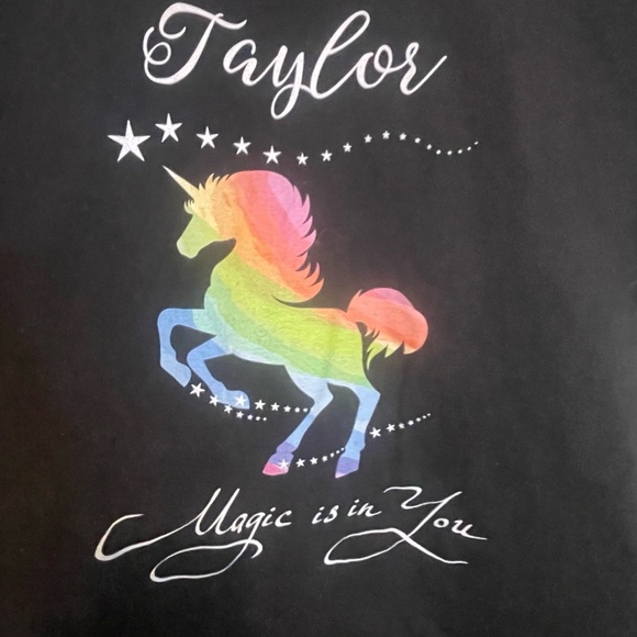 NWT Womens Taylor Unicorn Funny Gift Graphic Print Casual T-Shirt Black Large - Picture 2 of 5
